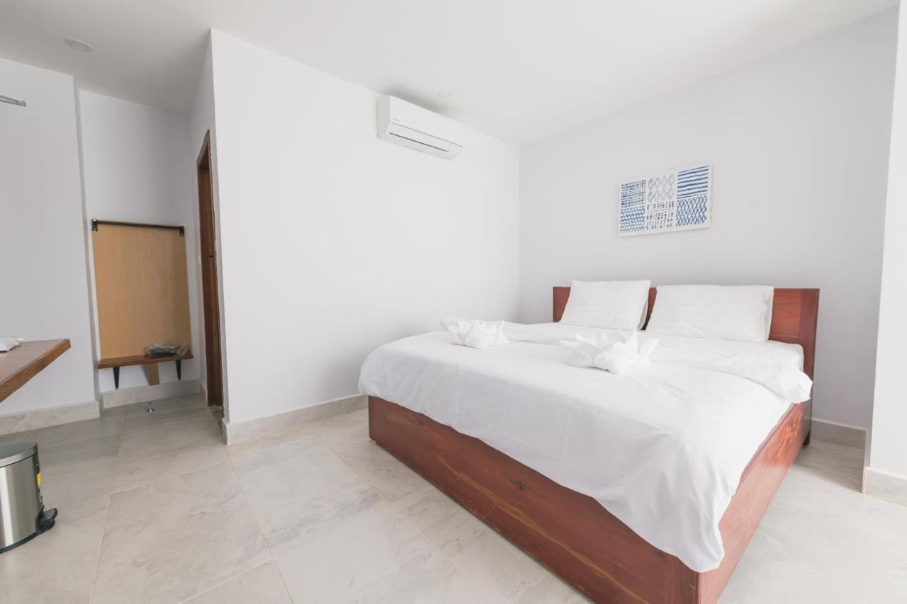 110 Hotel Phnom Penh