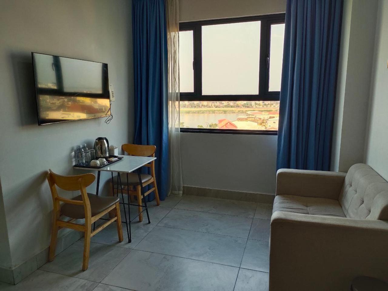 110 Hotel 4*
