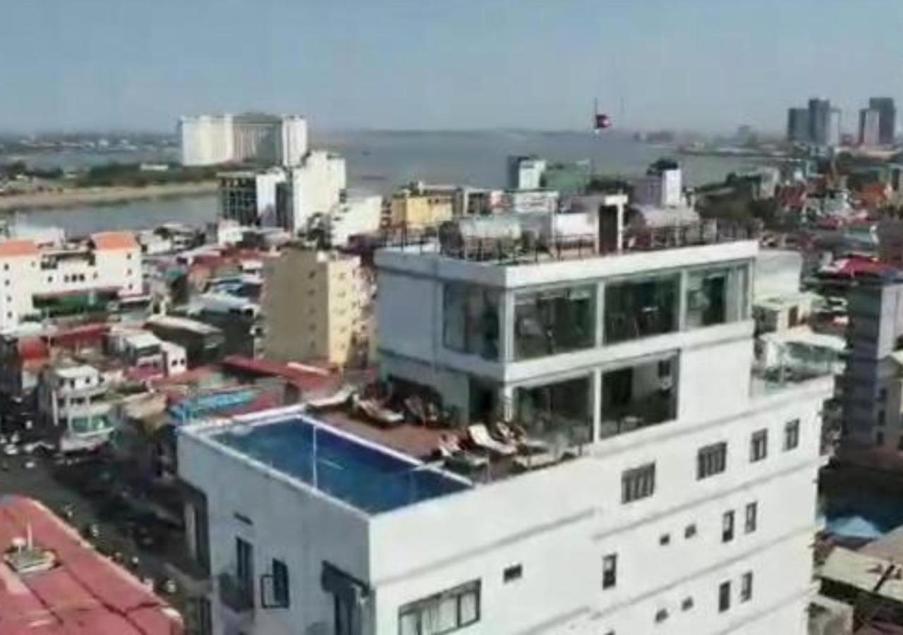 110 Phnom Penh