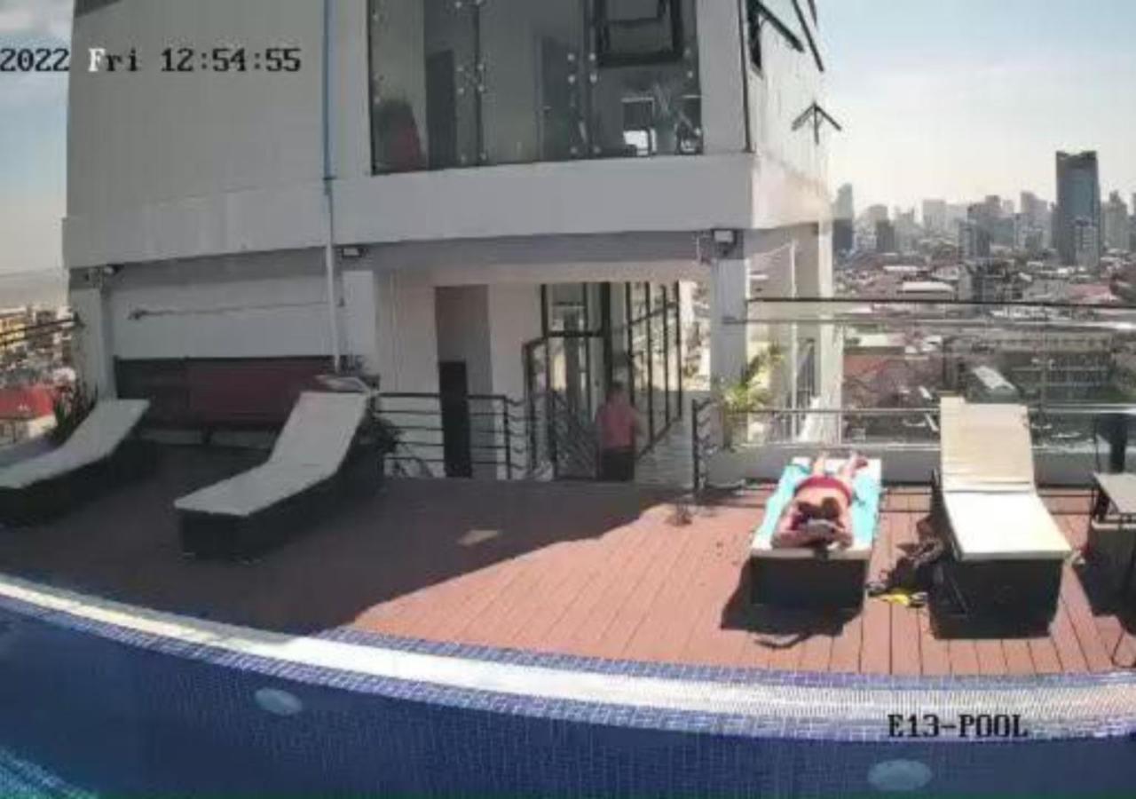 110 Khách sạn 4*