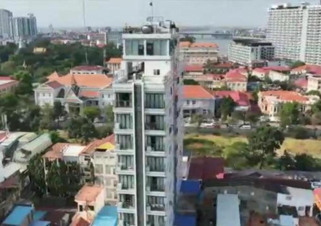 110 4* Phnom Penh